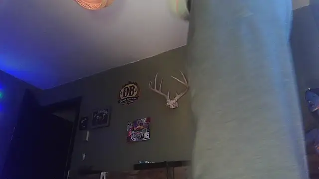 hungspundick1 online show from 12.21.25