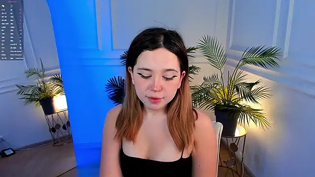 Lina Glow online show from 11.12.25