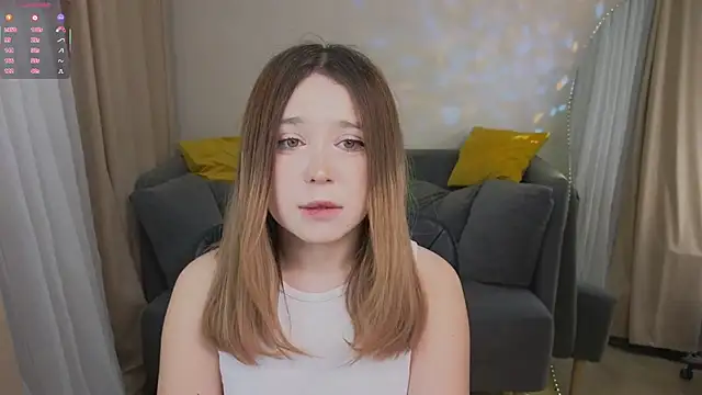 Lina Glow online show from 11.19.25