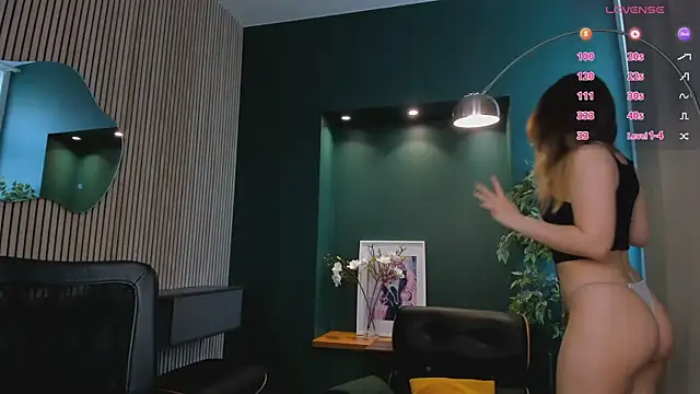 Lina Glow online show from 06.12.26