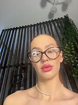 Snapshot of LittleFox___ chatting on 02.09.26 LittleFox online show from 02.09.26