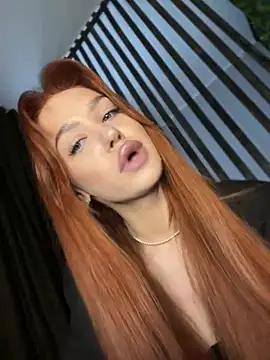 Snapshot of LittleFox___ chatting on 03.04.26 LittleFox online show from 03.04.26