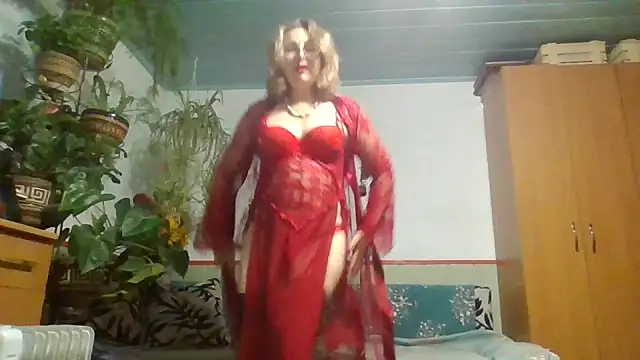 Snapshot of ZhannaLove480 chatting on 11.04.25 ZhannaLove480 online show from 11.04.25