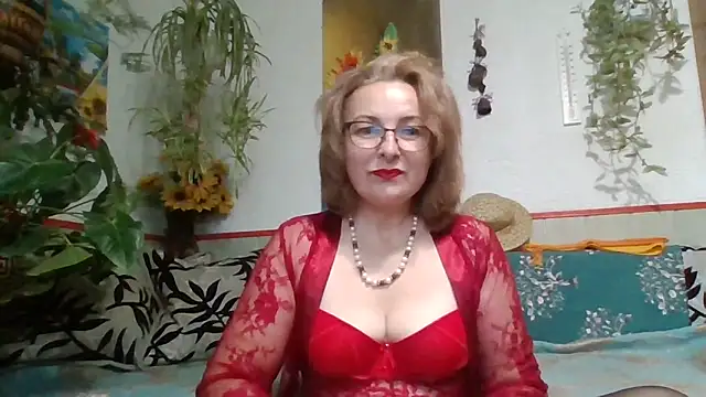 Snapshot of ZhannaLove480 chatting on 11.23.25 ZhannaLove480 online show from 11.23.25