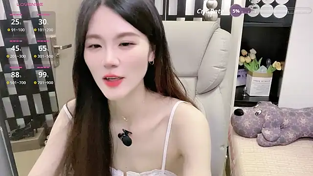 Yueyue-MM online show from 04.19.26