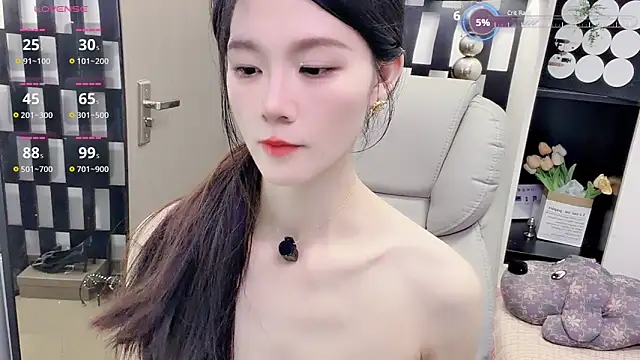Yueyue-MM online show from 05.10.26