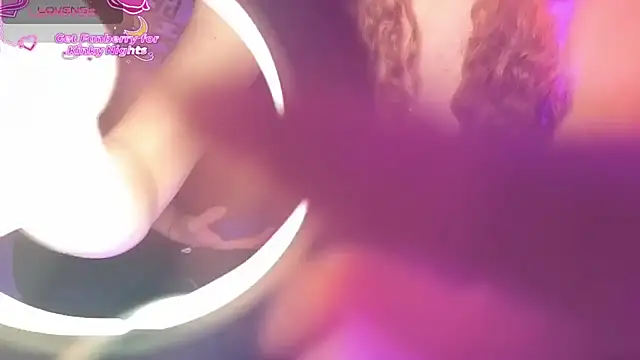 JuliCarl online show from 02.19.26