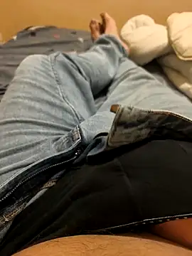 Snapshot of Normalludo0202 chatting on 11.27.25 Normalludo0202 online show from 11.27.25