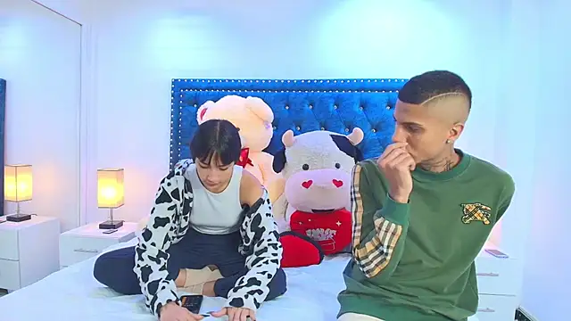 Damian and roxanne online show from 09.20.25