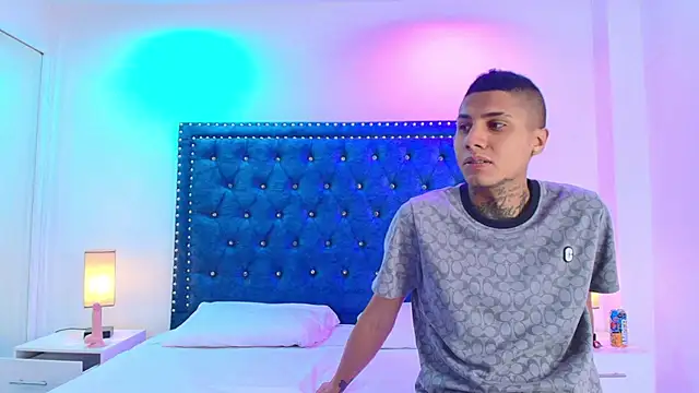 Damian and roxanne online show from 11.19.25