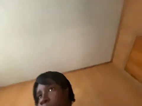 Snapshot of saltlightEmber chatting on 01.18.26 saltlightEmber online show from 01.18.26