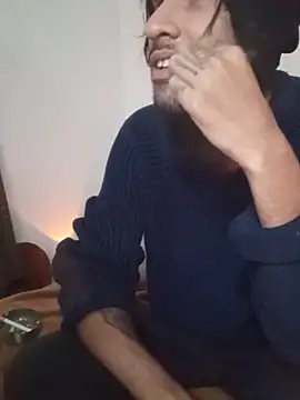 Snapshot of Alejandro92_cali chatting on 06.17.26 Alejandro92 cali online show from 06.17.26
