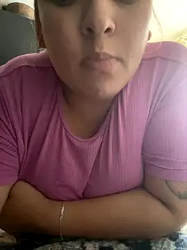 Snapshot of bruna438 chatting on 10.22.25 bruna438 online show from 10.22.25