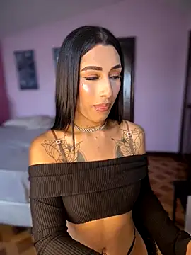 Snapshot of _Denisse444 chatting on 11.28.25 Denisse444 online show from 11.28.25