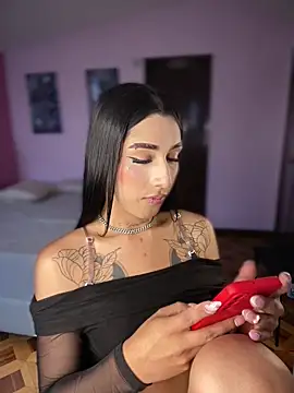 Snapshot of _Denisse444 chatting on 11.30.25 Denisse444 online show from 11.30.25