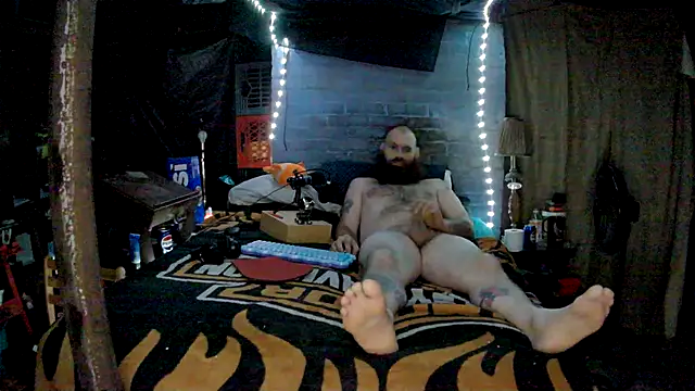 Snapshot of Cowboy815 chatting on 11.27.25 Cowboy815 online show from 11.27.25