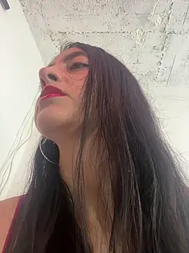 Snapshot of salo-rousee chatting on 11.13.25 salo-rousee online show from 11.13.25