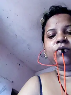 Cute-Priya2 online show from 04.25.26