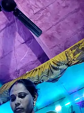 Snapshot of Pooja750 chatting on 10.26.25 Pooja750 online show from 10.26.25