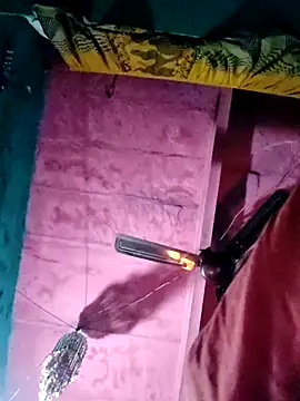 Snapshot of Pooja750 chatting on 11.11.25 Pooja750 online show from 11.11.25