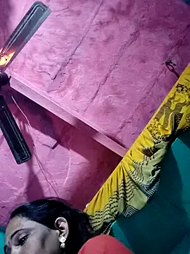 Snapshot of Pooja750 chatting on 11.21.25 Pooja750 online show from 11.21.25