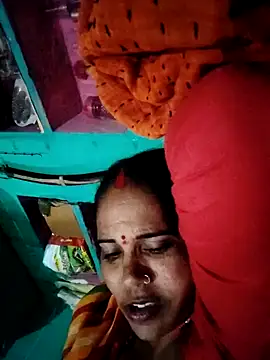 Snapshot of Pooja750 chatting on 12.03.25 Pooja750 online show from 12.03.25