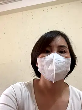 Hello Linchii online show from 09.10.25