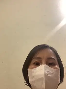 Hello Linchii online show from 09.14.25