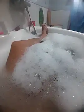 gigilola84 online show from 10.19.25