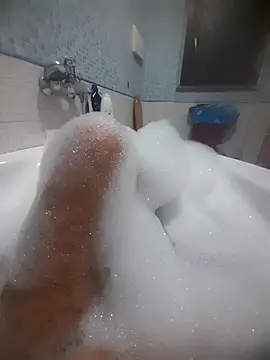 gigilola84 online show from 11.19.25