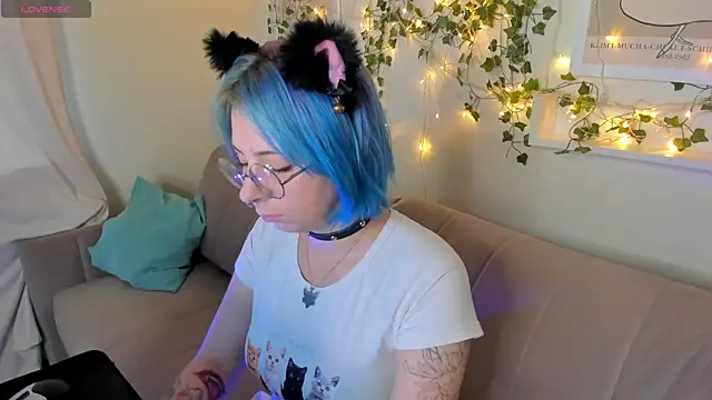 Snapshot of Penny_Stanley chatting on 09.10.25 Penny Stanley online show from 09.10.25