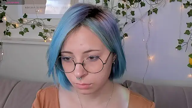 Snapshot of Penny_Stanley chatting on 09.19.25 Penny Stanley online show from 09.19.25