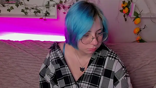Snapshot of Penny_Stanley chatting on 09.30.25 Penny Stanley online show from 09.30.25