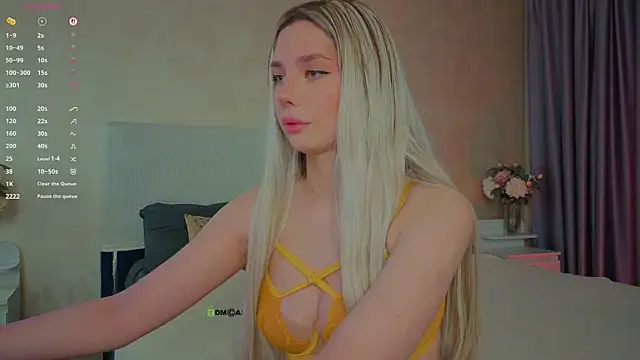  sophielov online show from 06.26.26