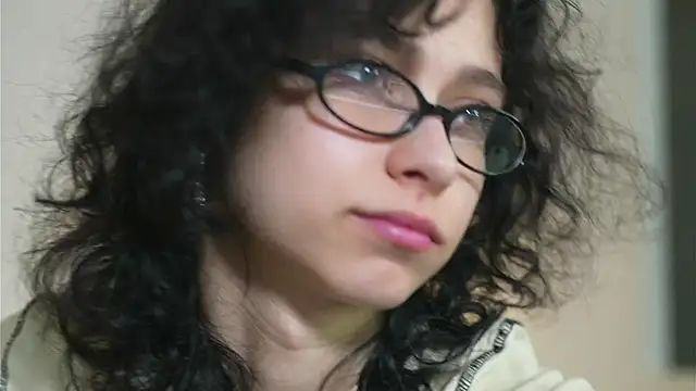 MimiLicks online show from 10.28.25