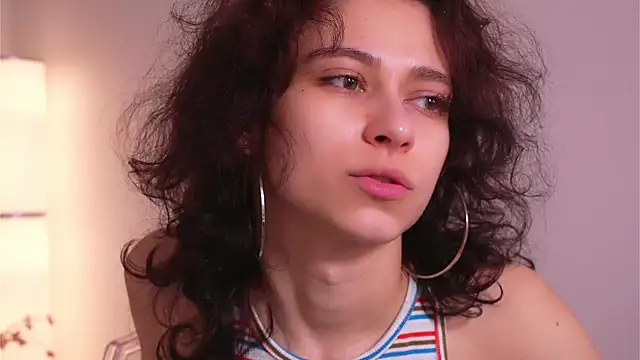 MimiLicks online show from 12.03.25