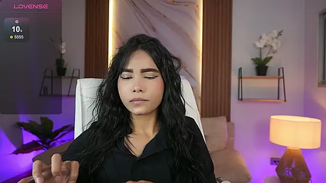 GiaNovak online show from 12.15.25