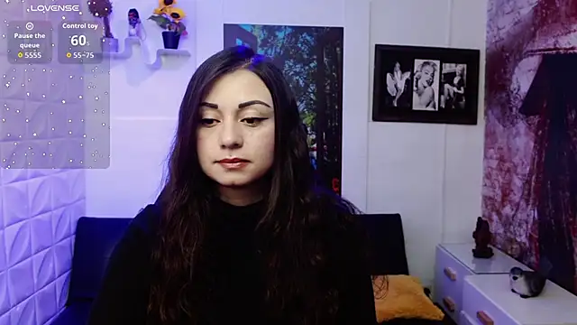 Eva Roussell online show from 11.10.25