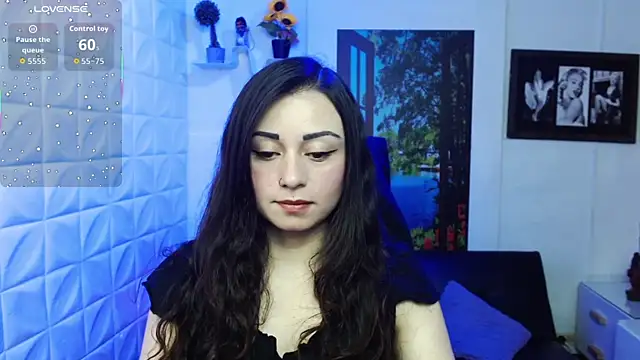 Eva Roussell online show from 12.01.25