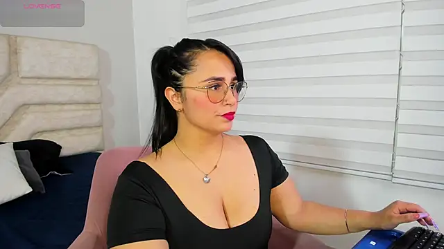  adahara queen online show from 09.11.25