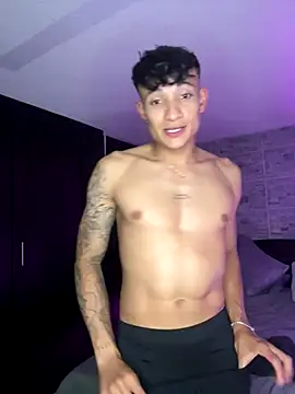 Snapshot of DavisFirb chatting on 09.27.25 DavisFirb online show from 09.27.25