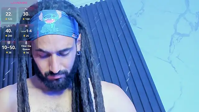 Snapshot of Tatis__ chatting on 11.03.25 Tatis online show from 11.03.25