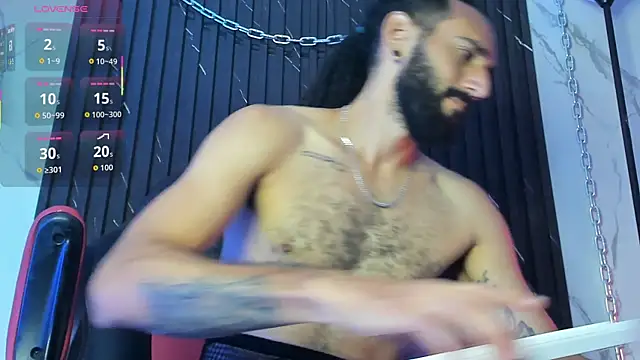 Snapshot of Tatis__ chatting on 11.09.25 Tatis online show from 11.09.25