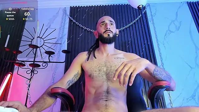 Snapshot of Tatis__ chatting on 11.20.25 Tatis online show from 11.20.25