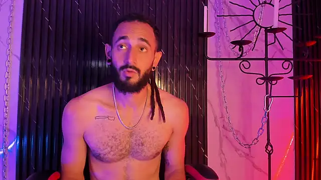 Snapshot of Tatis__ chatting on 11.28.25 Tatis online show from 11.28.25