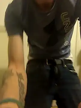 Snapshot of jizzyglizzy92 chatting on 02.20.26 jizzyglizzy92 online show from 02.20.26