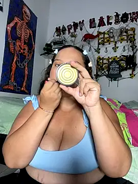 luna sweet16 online show from 10.27.25