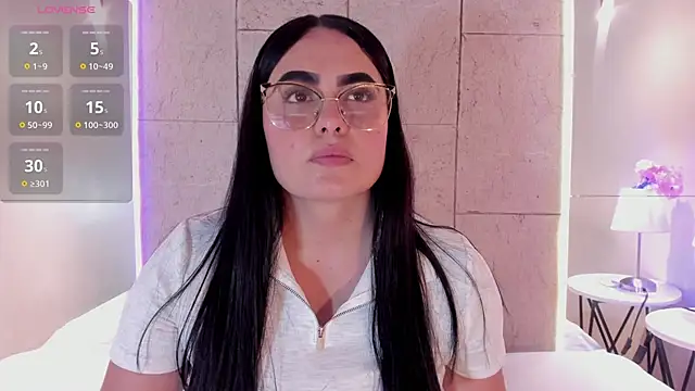 sofiiacarson online show from 05.19.26