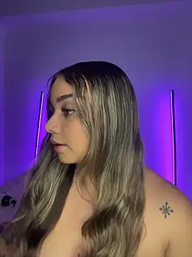 AnnyLopezzz  online show from 10.30.25