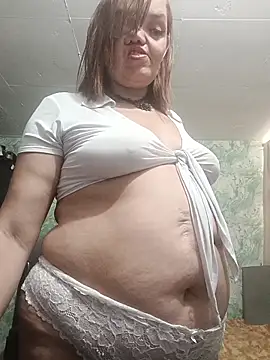 Snapshot of MayaLuna1 chatting on 09.30.25 MayaLuna1 online show from 09.30.25